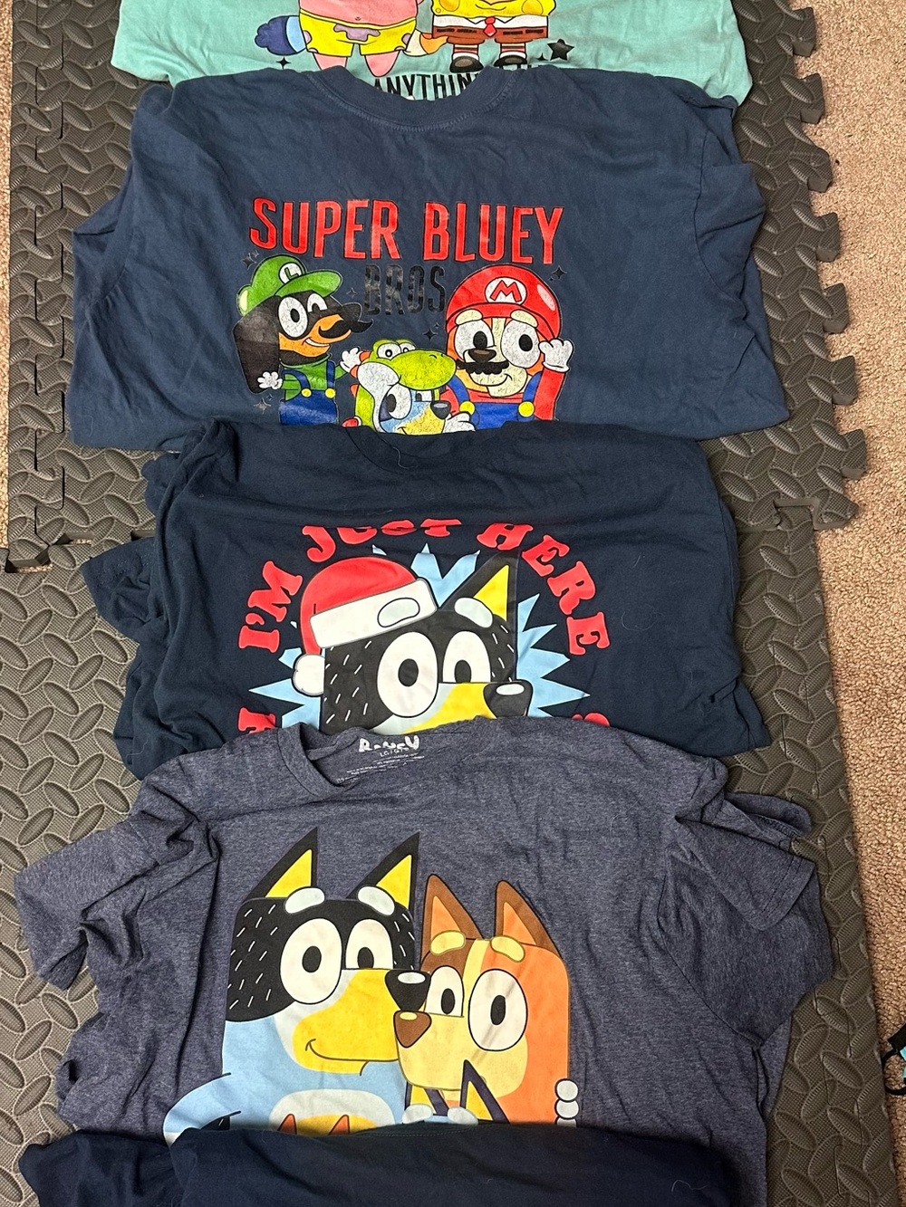 Lot Of 5 Bluey Bingo Unisex Graphic T-Shirts Size Large  Unique Designs